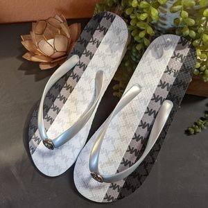 Michael Kors Flip Flops, Women's Size 10, Silver Color, New in Box